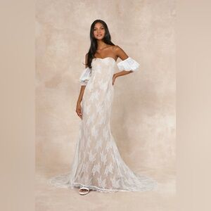 Off-Shoulder White Lace Maxi Dress